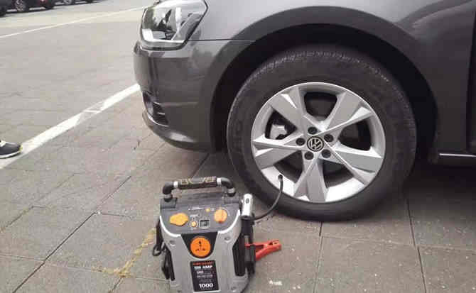佛坪汽车搭电案例